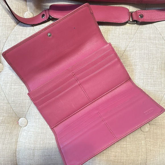Coach Purse and wallet - Picture 4 of 15